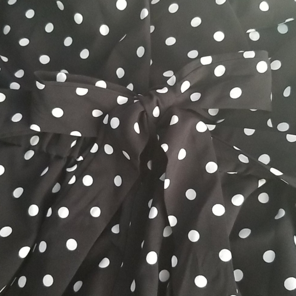 Polk-a-dot Romper - Picture 7 of 7